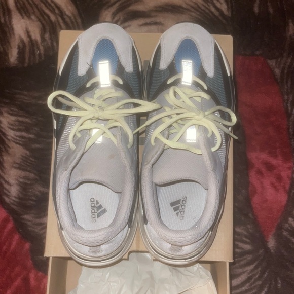 Adidas x Yeezy season